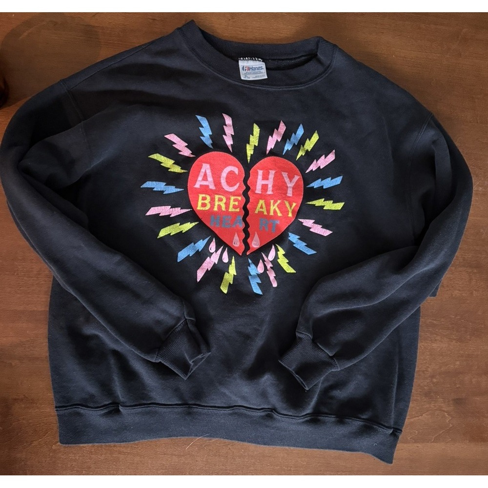Vintage Hanes Sweatshirt Women’s XL 80s 90s Graphic Crewneck Achy Breaky Heart